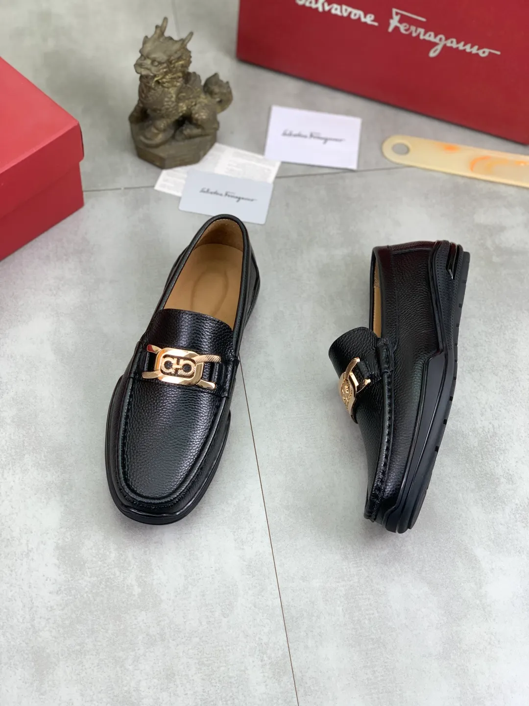 Men's Men's Shoes 💰P380💰【New Style】Water-dyed Pigli 🆘【Salvatore Ferragamo】Men's latest casual beanie shoes! Available at counters simultaneously! The fabric is made of specially imported original calfskin, and the interior is made of imported water-dyed pigskin. It is absolutely luxurious and leads the fashion trend. Matching code: 38-45 black optional
